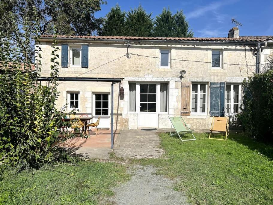 Tonnay-Charente Le Grand Franc Gite Cosy Proche Tous Commerces מראה חיצוני תמונה