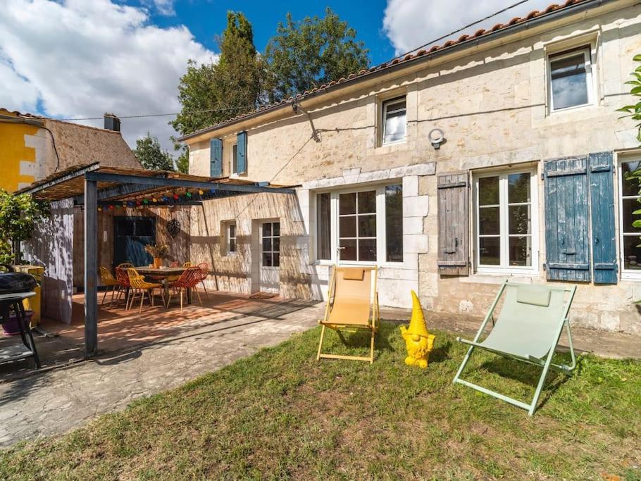 Tonnay-Charente Le Grand Franc Gite Cosy Proche Tous Commerces מראה חיצוני תמונה